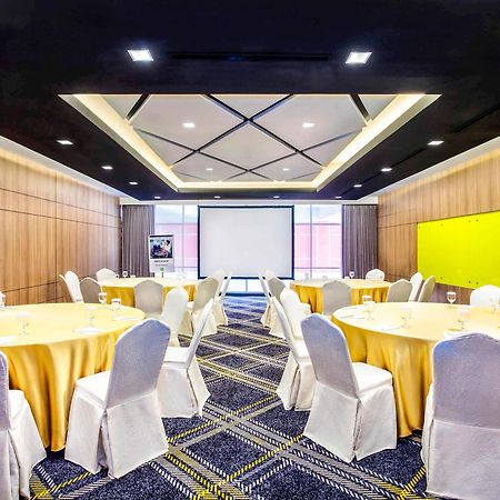 מלון Ibis Styles Bekasi Jatibening מראה חיצוני תמונה