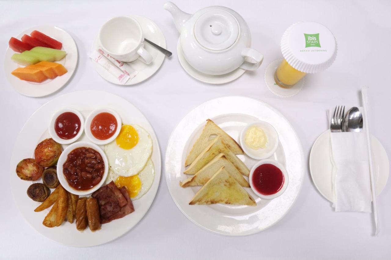 מלון Ibis Styles Bekasi Jatibening מראה חיצוני תמונה