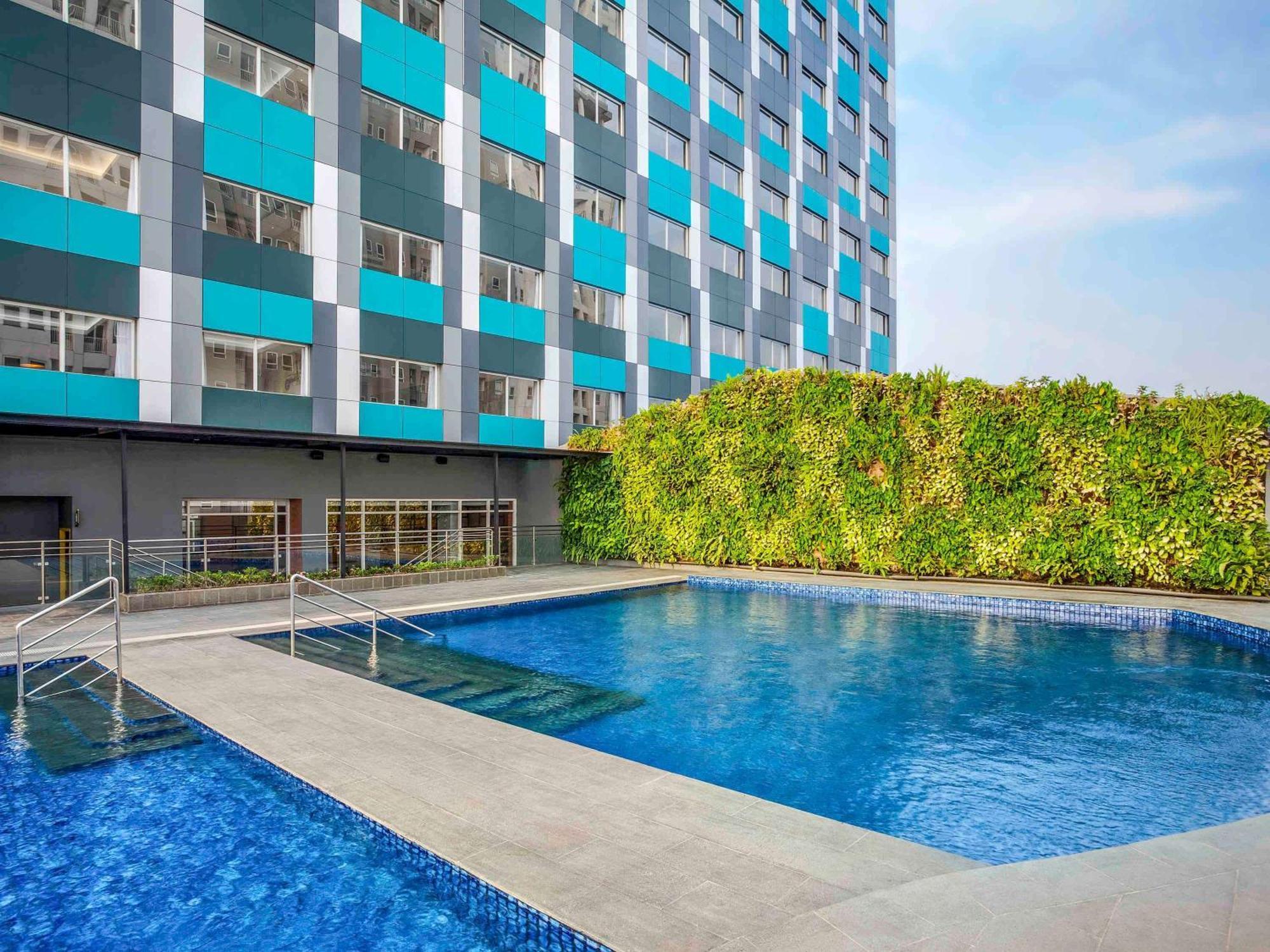 מלון Ibis Styles Bekasi Jatibening מראה חיצוני תמונה