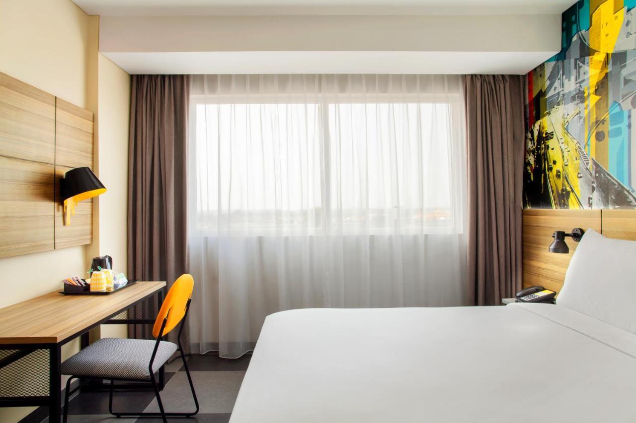מלון Ibis Styles Bekasi Jatibening מראה חיצוני תמונה