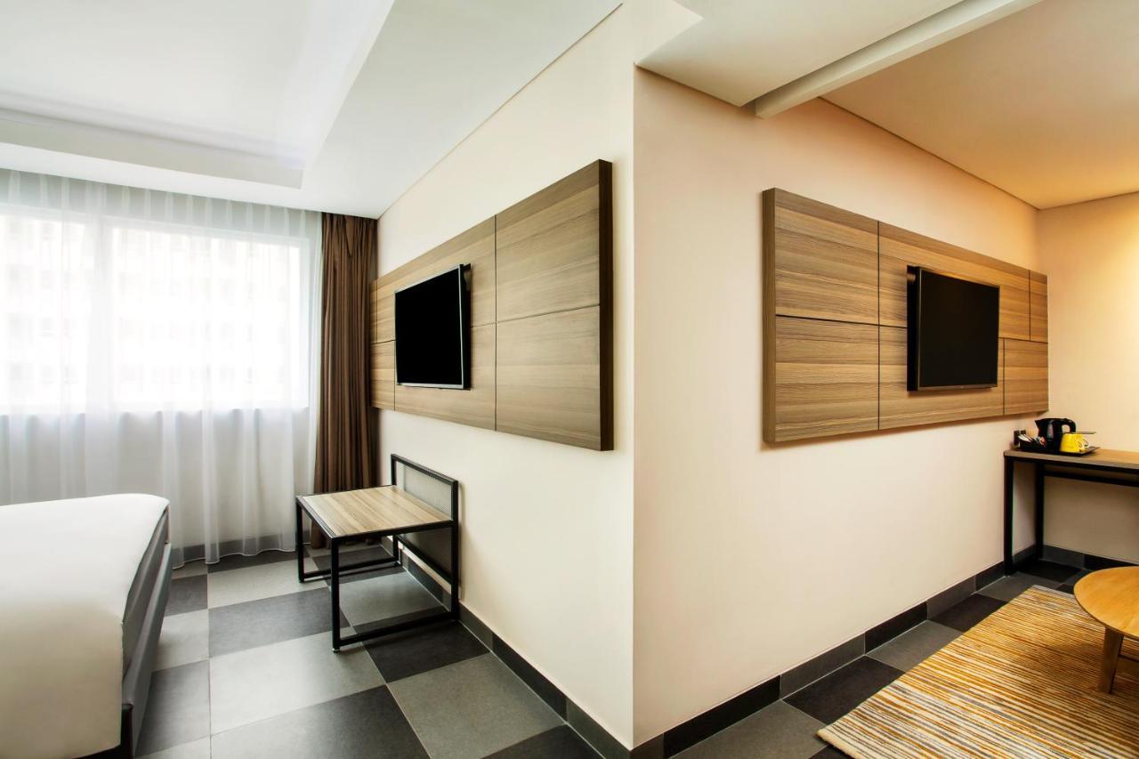 מלון Ibis Styles Bekasi Jatibening מראה חיצוני תמונה