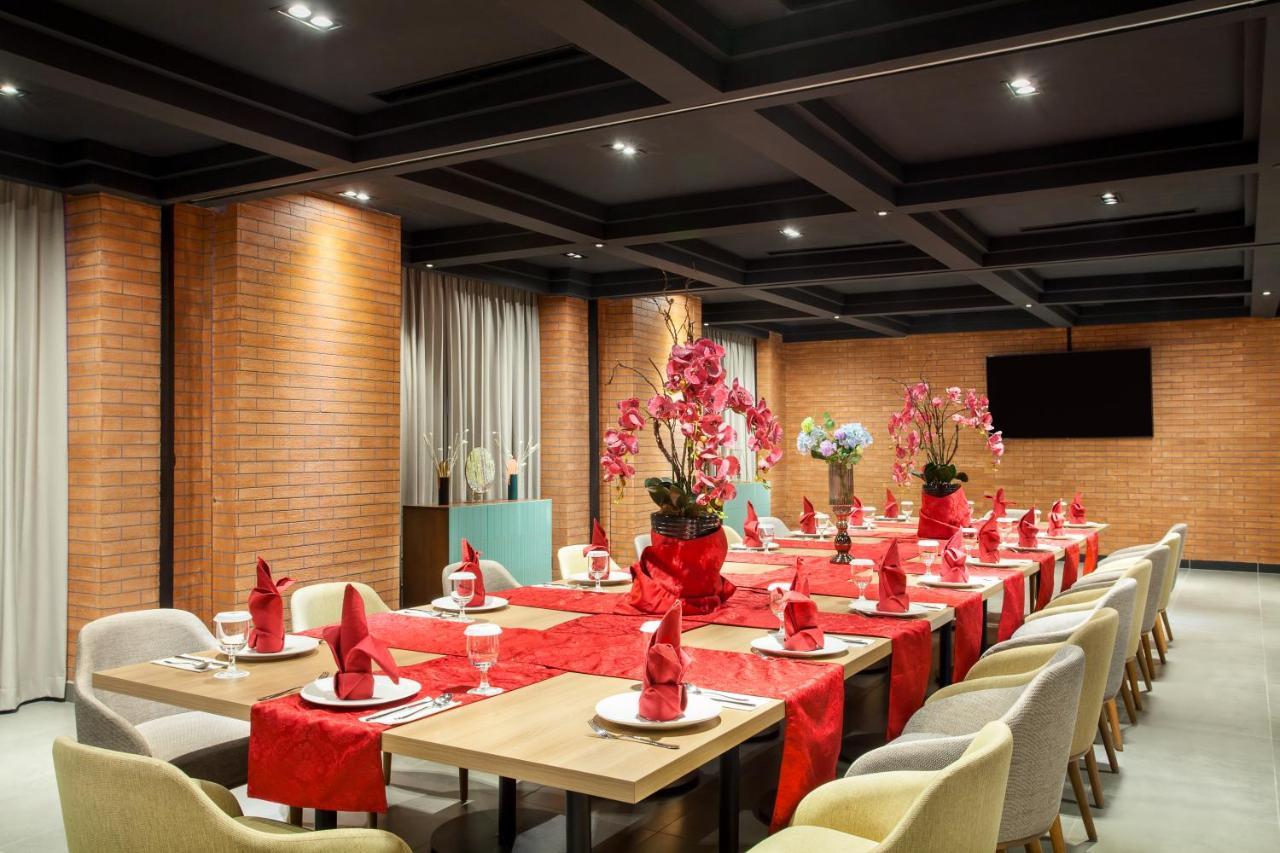 מלון Ibis Styles Bekasi Jatibening מראה חיצוני תמונה